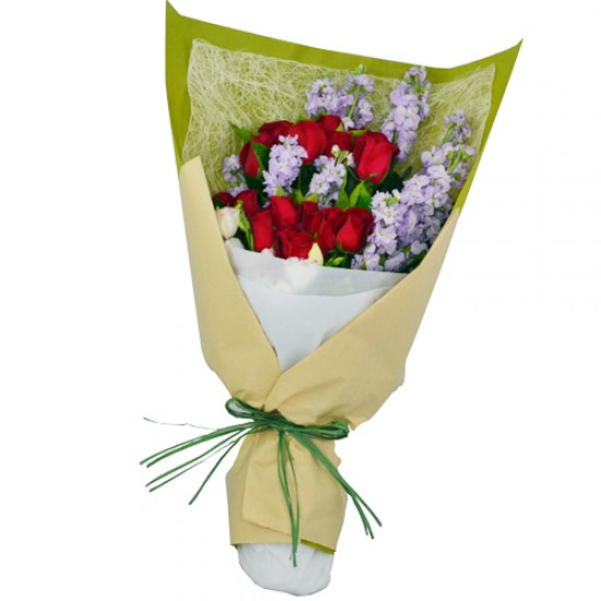 One Dozen Elegant Roses Bouquet